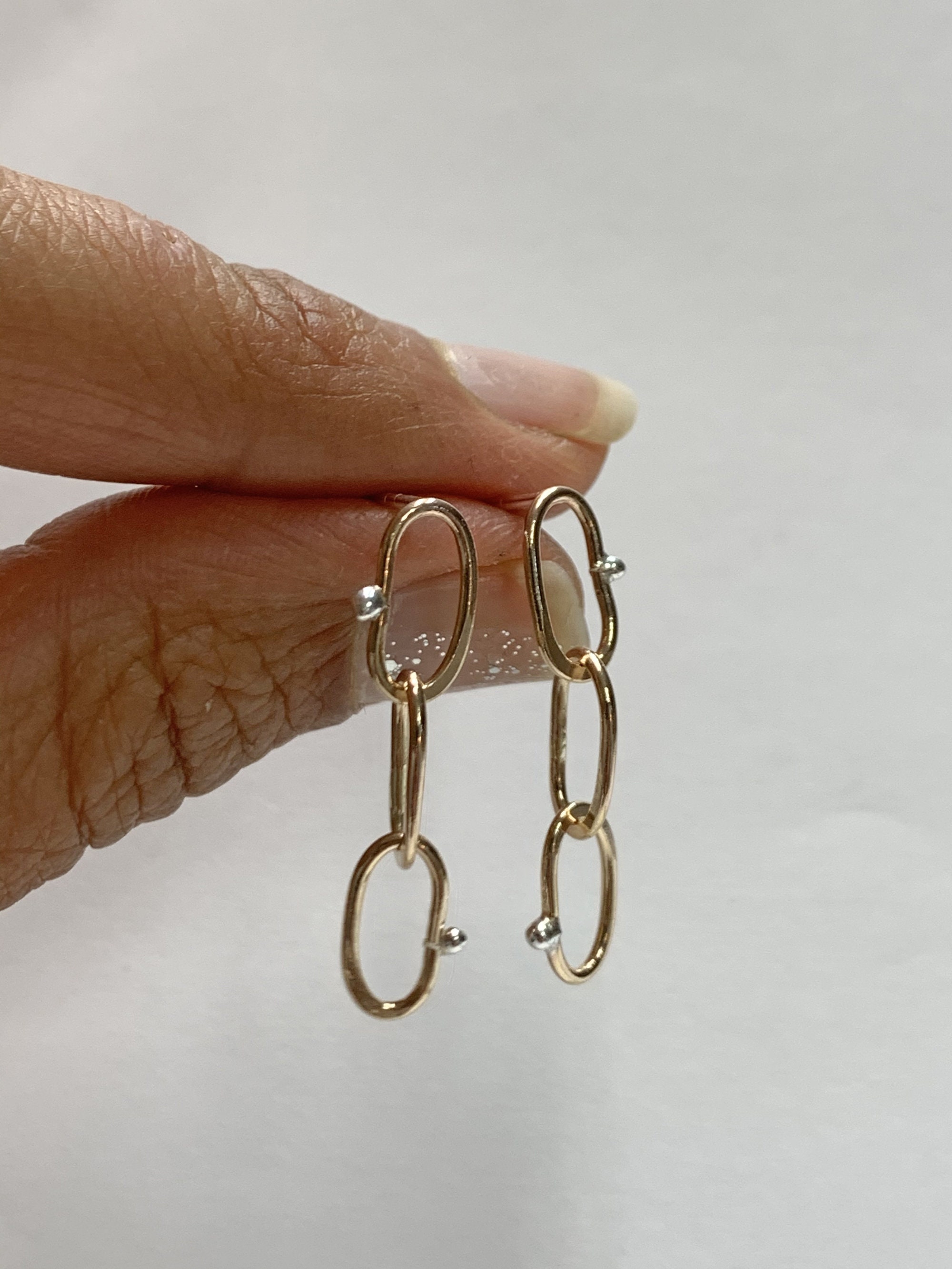 Orecchini A Cerchio Catena Grossa - Paio Di Orecchini A Bottone Fashion, Gioielli Oversize In Oro E Argento Per Donna, Accessori Eleganti E Moderni