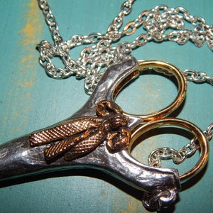 KNOTTED BOW CHATELAINE 2 3/4&quot;