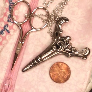 Scroll Chatelaine with Etui Scissors 2 3/4&quot;