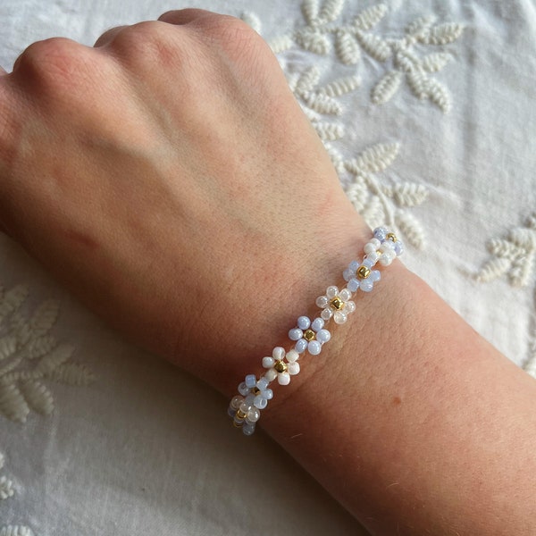 Periwinkle | Beaded Flower Bracelet | Daisy Bracelet | Stack Bracelets