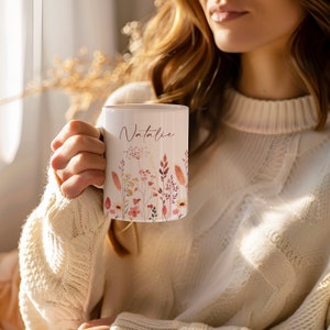 Personalisierte Tasse mit Name und Spruch Boho Wildblumen, Individuelle Tasse als Geschenk für Beste Freundin Kollegin Mama Tochter Geschenk