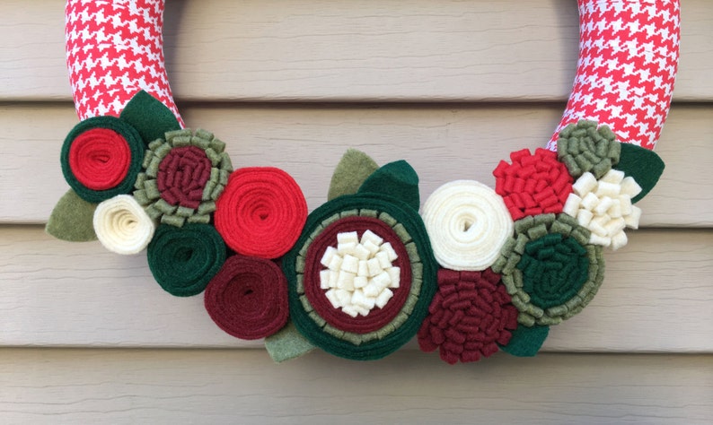Primitive Wreath Houndstooth Wreath Wreath Felt Flower Wreath Ribbon Wreath Houndstooth Fabric Wreath Christmas Wreath Holiday Wreath
