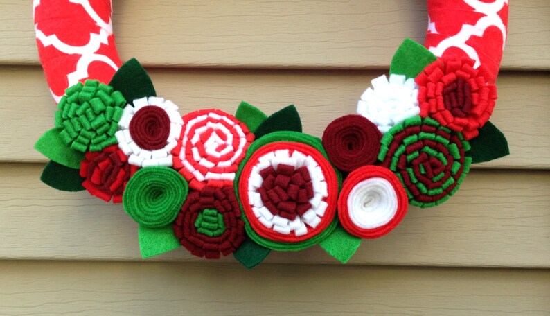 Christmas Wreath, Modern Wreath, Holiday Wreath, Patterned Wreath, Christmas Patterned Fabric Wreath, Felt Flower Wreath, Ribbon Wreath image 5