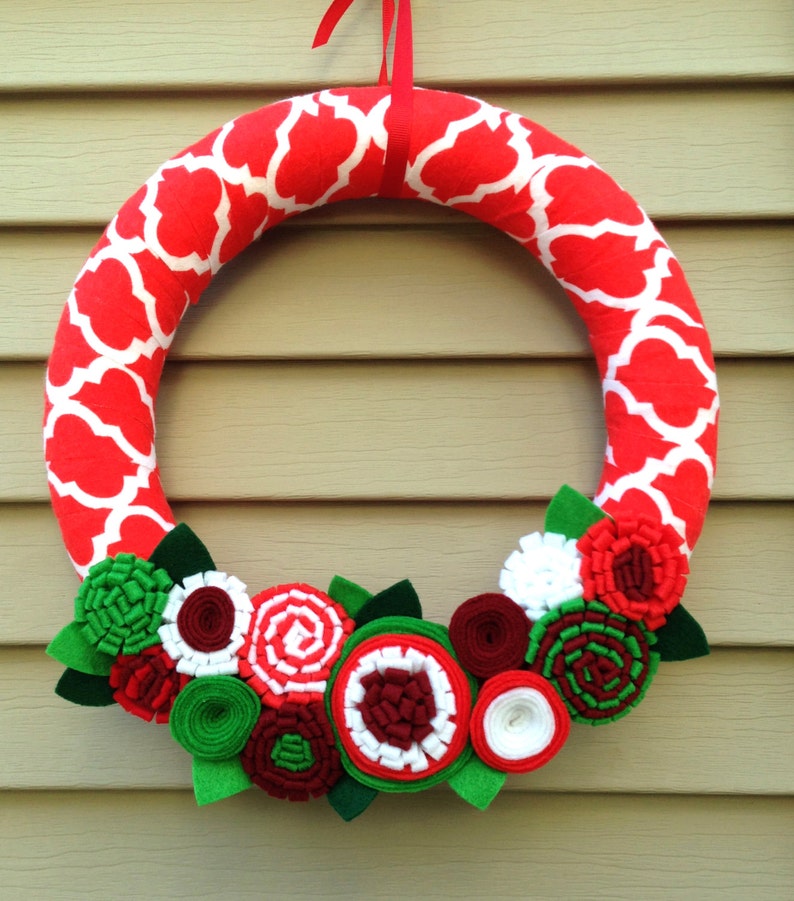 Christmas Wreath, Modern Wreath, Holiday Wreath, Patterned Wreath, Christmas Patterned Fabric Wreath, Felt Flower Wreath, Ribbon Wreath image 4