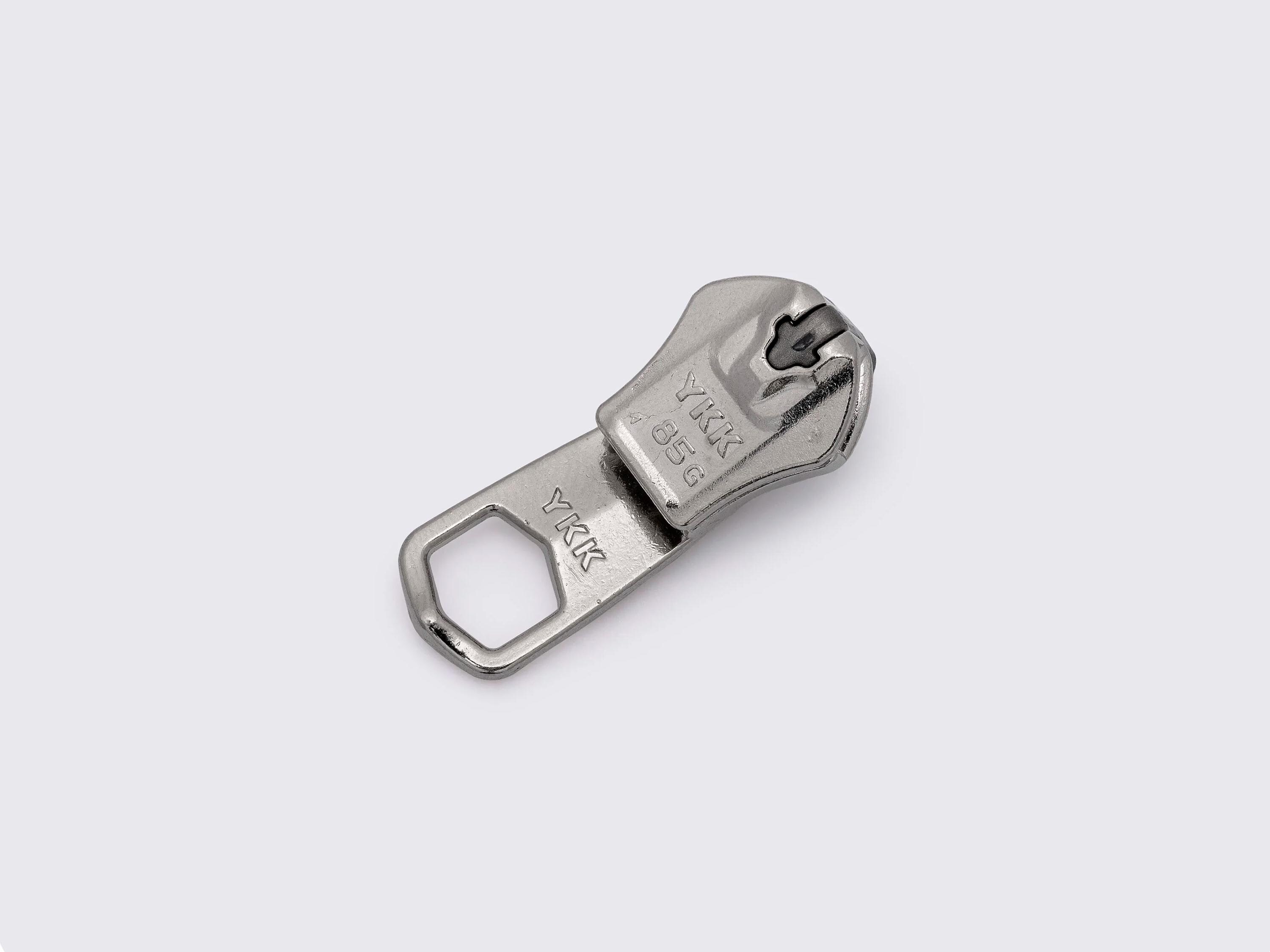 ＹＫＫ　2点購入 YKK EYL Slider With Plastic Zipper for Suitcases and Bags No. 8