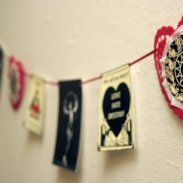 Vintage Inspired Carnival Garland