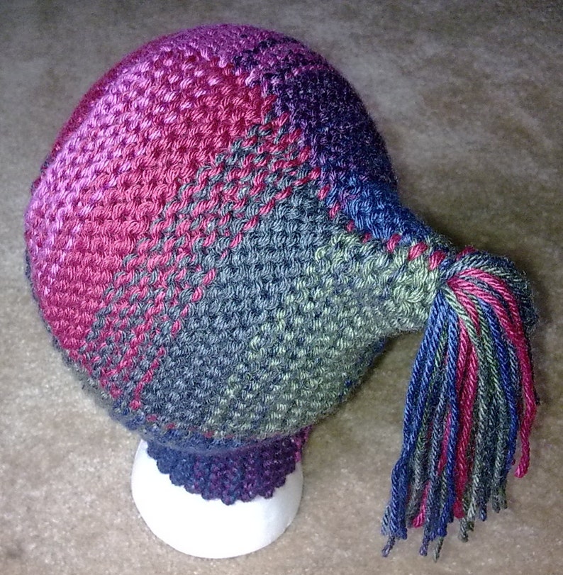 MESH KNIT ASYMMETRIC HAT