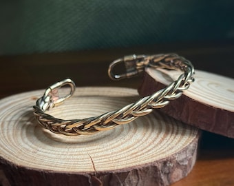 Bracelet manchette en laiton tressé – Manchette ajustable et empilable