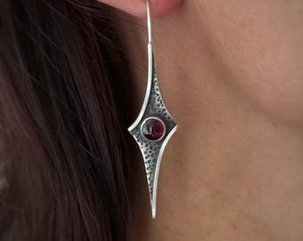 Boucles d'oreilles en argent sterling et grenat – Boucles d'oreilles texturées