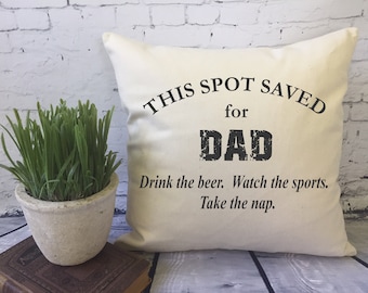 almohada de tiro de papá divertido / funda de almohada decorativa / cueva del hombre / regalo divertido del día del padre / regalo humorístico para papá / beber cerveza ver deportes