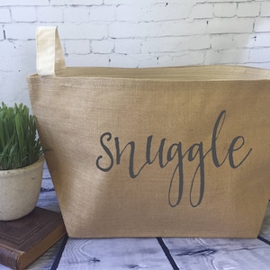 snuggle burlap bin/ burlap storage basket/ throw blanket storage/ blanket basket/valentine's gift