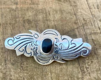 Vintage Sterling Silver Onyx Brooch, Mexico Silver Brooch, 925 Silver Pin, Black Onyx, Taxco Silver, Etched Silver Swirl