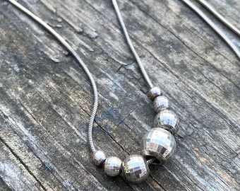 Vintage Sterling Silver Disco Necklace, Minimalist Silver Necklace, 925 Silver, Italy Silver Necklace, Mirrorball beads, Disco Ball, facets