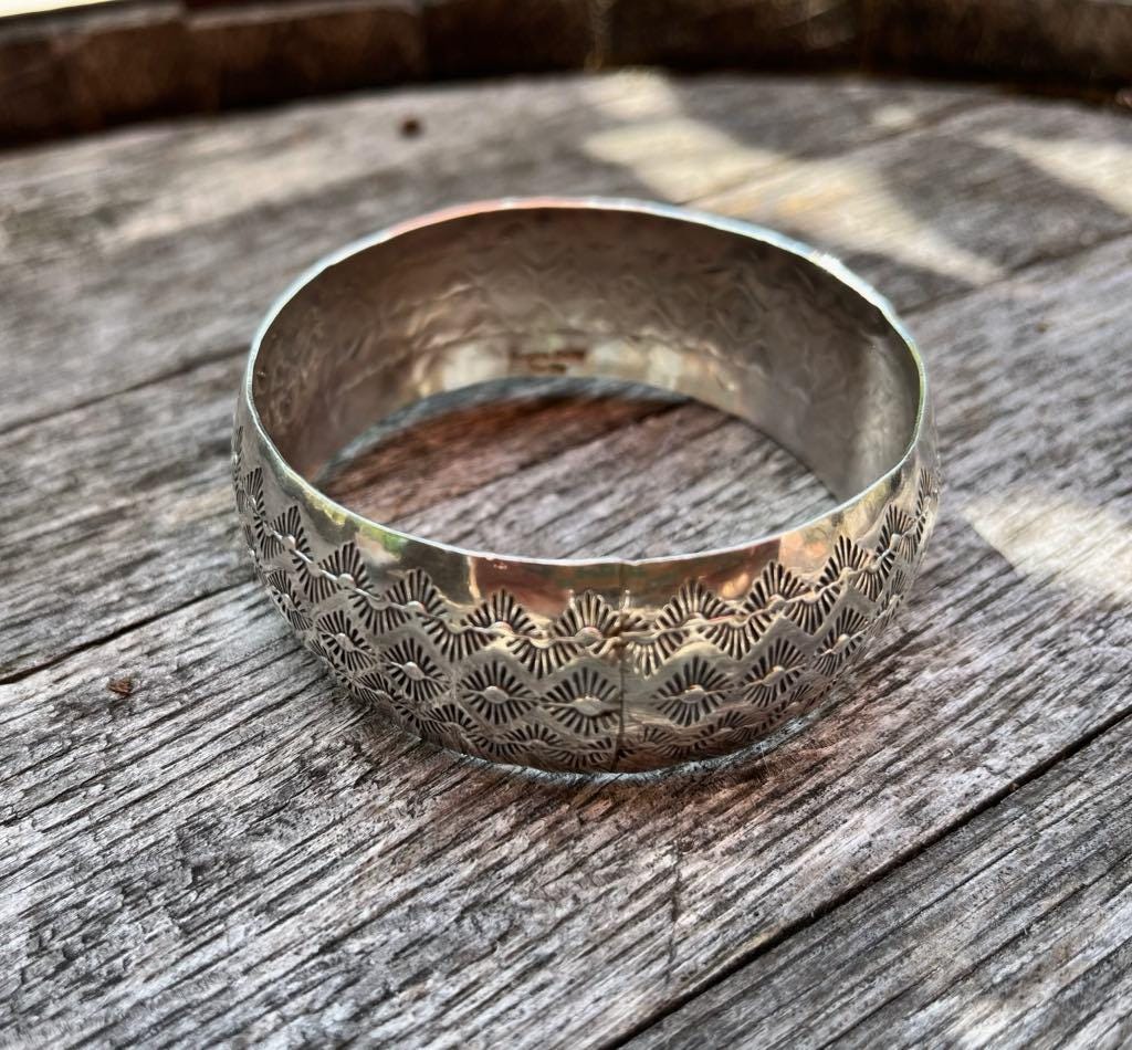 Douglas Etsitty - Etsy