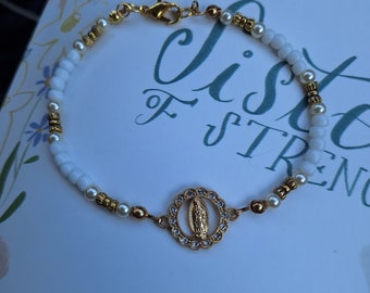 Miraculous Medal beaded bracelet