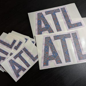 Calcomanía de vinilo para alfombra del ATL Marriott: ¡perfecta para los fanáticos de DragonCon!