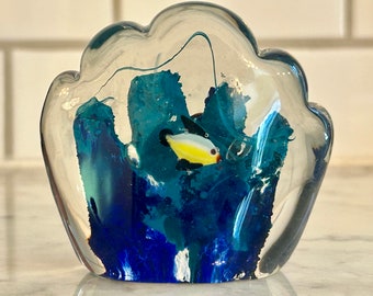 Vintage Murano Style glass fish aquarium paperweight