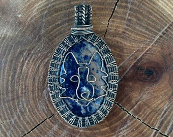 Pendentif enrobé de fil de cuivre en sodalite
