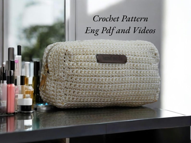 Create a stylish and practical crochet makeup bag with this beginner-friendly PDF pattern. This easy tutorial guides you step by step to make a cosmetic pouch perfect for everyday use, travel, or as a handmade gift. Features a modern square design, compact size, and durable construction for long-lasting use.