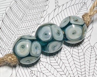 Prima Donna Designs - Handmade Lampwork Glass  Bead Set Aqua Cream Bubble Dots