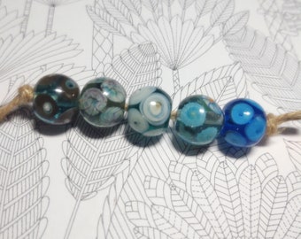 Prima Donna Designs Handmade Lampwork Glass 001 Bead SetAqua/Blue