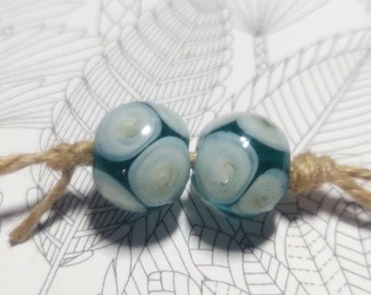 Prima Donna Designs Handmade Lampwork Glass 001 Bead PairAqua/Blue