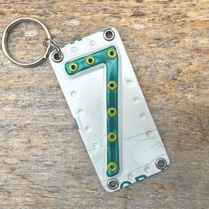 Lucky Number 7 Keychain Vintage NH New Hampshire License Plate Large For Designated Key