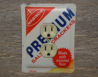 Antique Vintage Retro Old Outlet Cover Home Decor Light Switch Switchplate Nabisco Saltines Crackers Tin Tins OLC-1050
