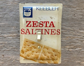 Retro Decor Keebler Saltines Crackers Collectibles Tin Switch Plate Antique Light Fixtures SP-0172