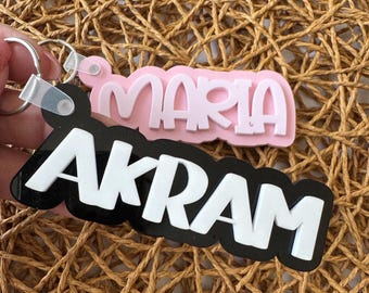 Gepersonaliseerde acrylsleutelhanger Gepersonaliseerde taslabel Aangepaste naamsleutelhanger Acryl lunchboxlabel voor rugzak of luiertas Tag in twee kleuren