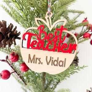 Teacher Appreciation Gift Personalized for Teacher Day Gift Best Teacher Ornaments with Name Wooden Ornaments Teacher Thank You Gift