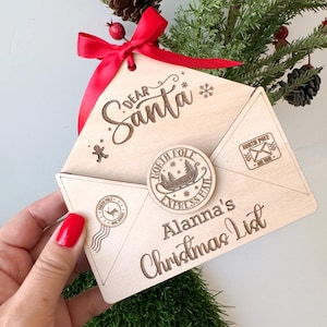 Adorno de carta a Papá Noel Adorno de sobre de carta de Papá Noel personalizado Lista de Navidad para niños Adorno de madera Lista de deseos de Navidad personalizada
