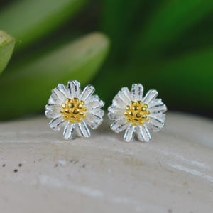 Sterling Silver 925 Daisy Flower Stud Earrings