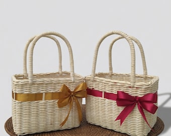 Handmade Mini Rattan Bag with Ribbon Bow, Hamper Basket 20x12cm, Flower Girl Basket