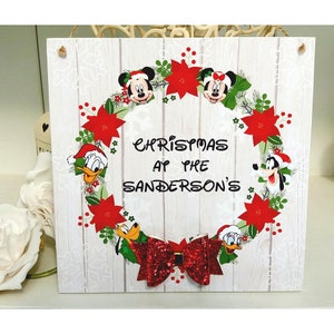 Personalisierte Familie Weihnachten Kranz Zeichen, Glitter Bow Disney Themed Plaque