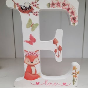 Letra de madera personalizada, nombre de letra de bosque independiente de madera hecho a mano. Estantería decorativa para dormitorio, regalo para bebé recién nacido.