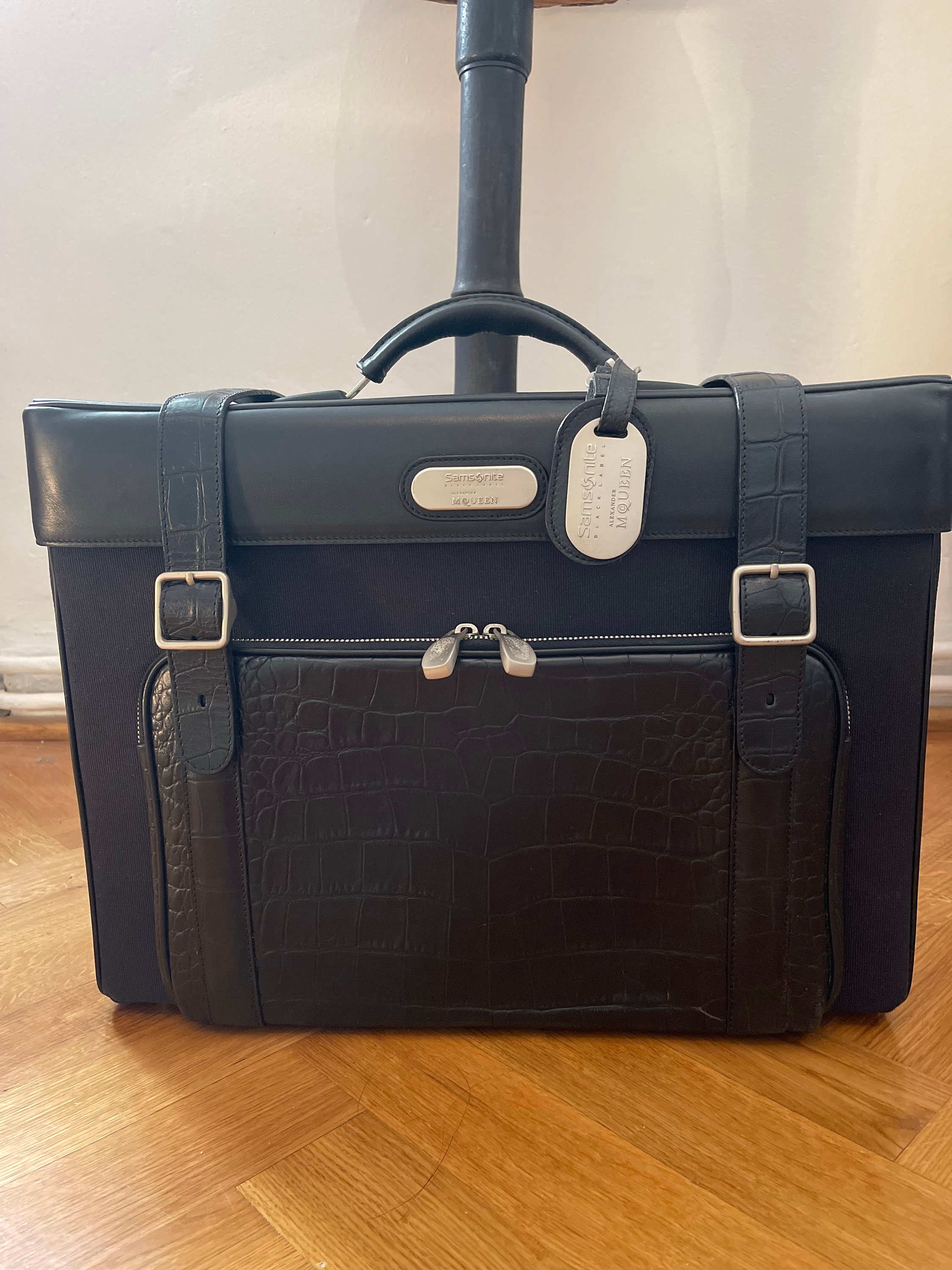 Alexander Mcqueen X Samsonite Travel Bag Carry-on Luggage Alexander Mcqueen X Samsonite Travel Bag Carry-on Luggage