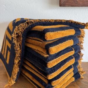Vintage YSL Hand Towels Black and Gold Mod by Fieldcrest