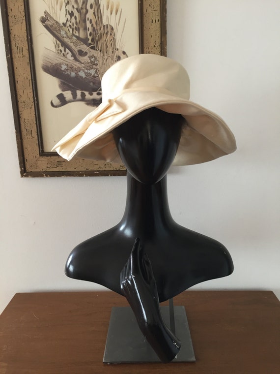 1950s Ivory Silk Wide Brim Wedding Hat - image 2