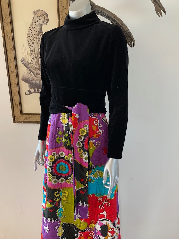 Iconic 1970s Psychedelic Quilted Maxi Dress by Dy… - image 3