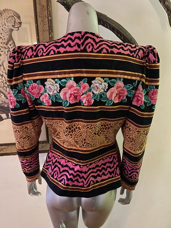 Statement Mixed Print Fitted jacket by Rickie Fre… - image 5