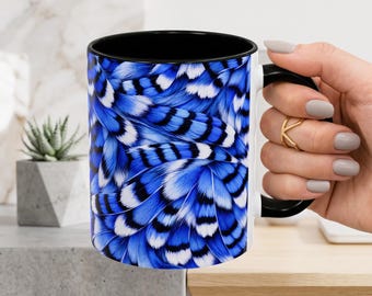 Mok met een blauwe gaai-veer, koffiekopje met blauwe vogelmotief, vogelkijkersmok met bos- en natuurthema, vogelcadeau, cadeau voor mama, oma, lerares, verpleegster, beste vriendin