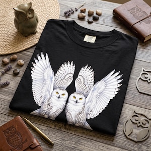 T-Shirt mit Schneeeule und weißer Eule, Vogelbeobachtungs-Shirt, personalisiertes Geschenk für Oma, Lehrerin, Krankenschwester, Mama, Papa, Ehefrau, Ehemann, Schwester, beste Freundin