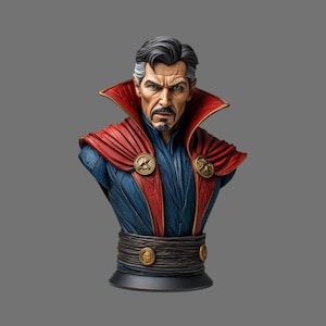 Puede incluir: Busto detallado del Doctor Strange, con una expresión severa y cabello canoso. La figura viste un traje azul y rojo con detalles dorados, incluyendo una capa y emblemas circulares. El busto está montado sobre una base oscura.