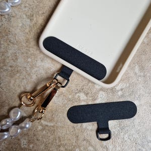 Collier de téléphone avec attache pour coque de téléphone, connecteur de patch pour lanières, cintre de chaîne de téléphone, onglets de connecteur de poignet de téléphone, adaptateur universel pour téléphone, noir