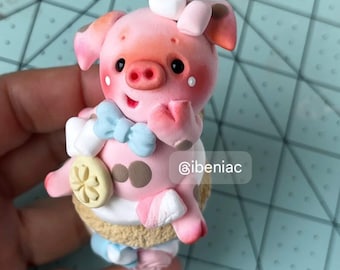 The Little Piglets clay figurines