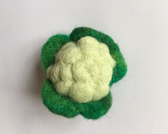 CAULIFLOWER needle felted vegetable brooch pin badge