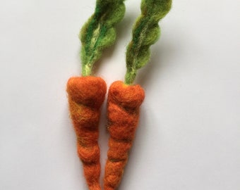 CARROT needle felted vegetable brooch pin badge