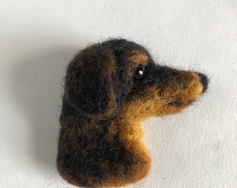 Needle Felted Dachshund Sausage Dog Brooch Badge