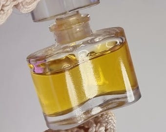 Vintage 1978 Estee Lauder White Linen parfum miniature 3ml splash, no box available